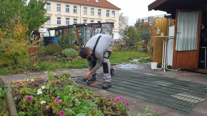 Zaunbau im Herbst 2023&nbsp;|&nbsp;Copyright: Interkultureller Garten Magdeburg e.V.